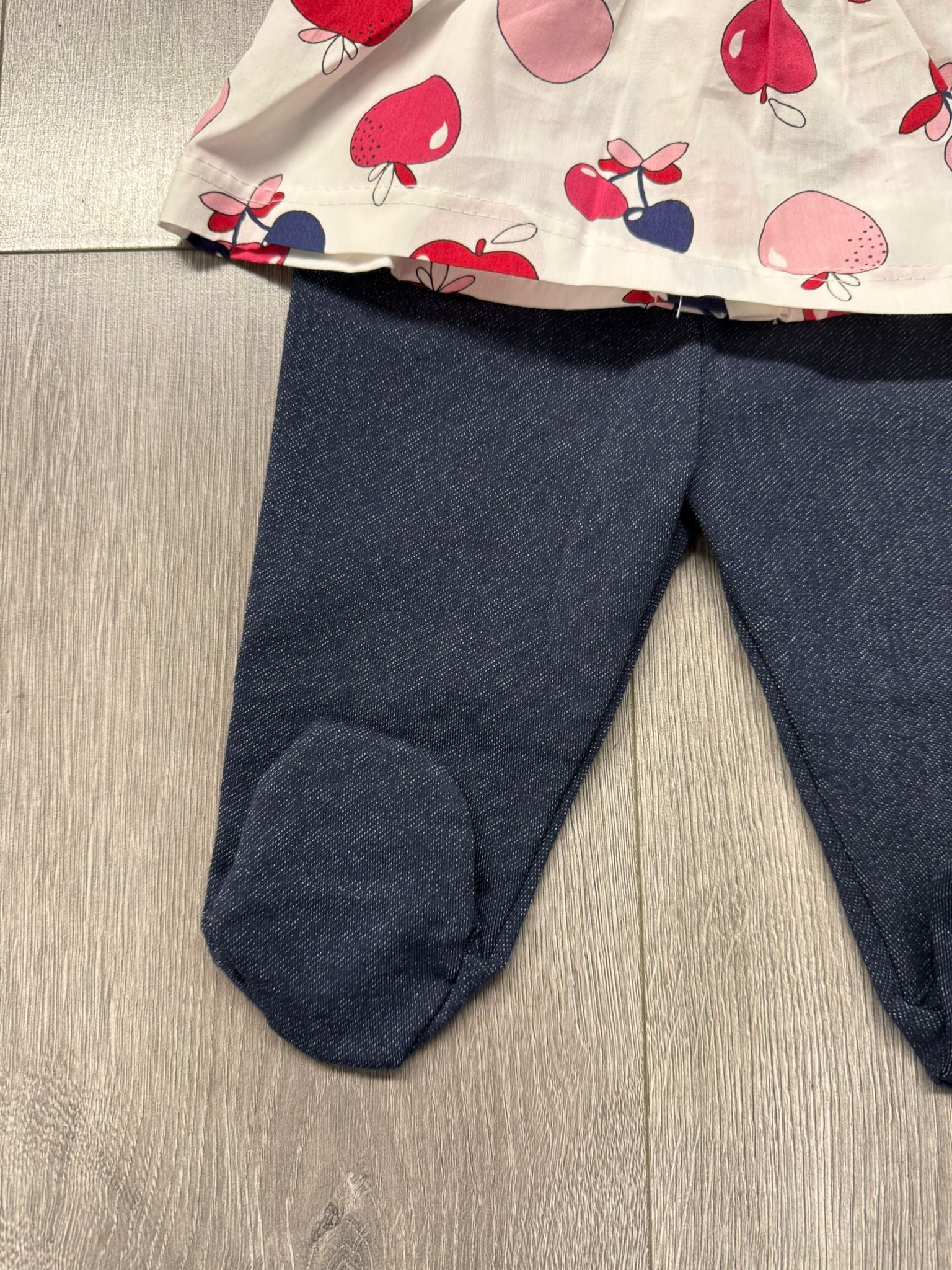 Due pezzi bimba con orsetto e frutta Babyvip T3555/07